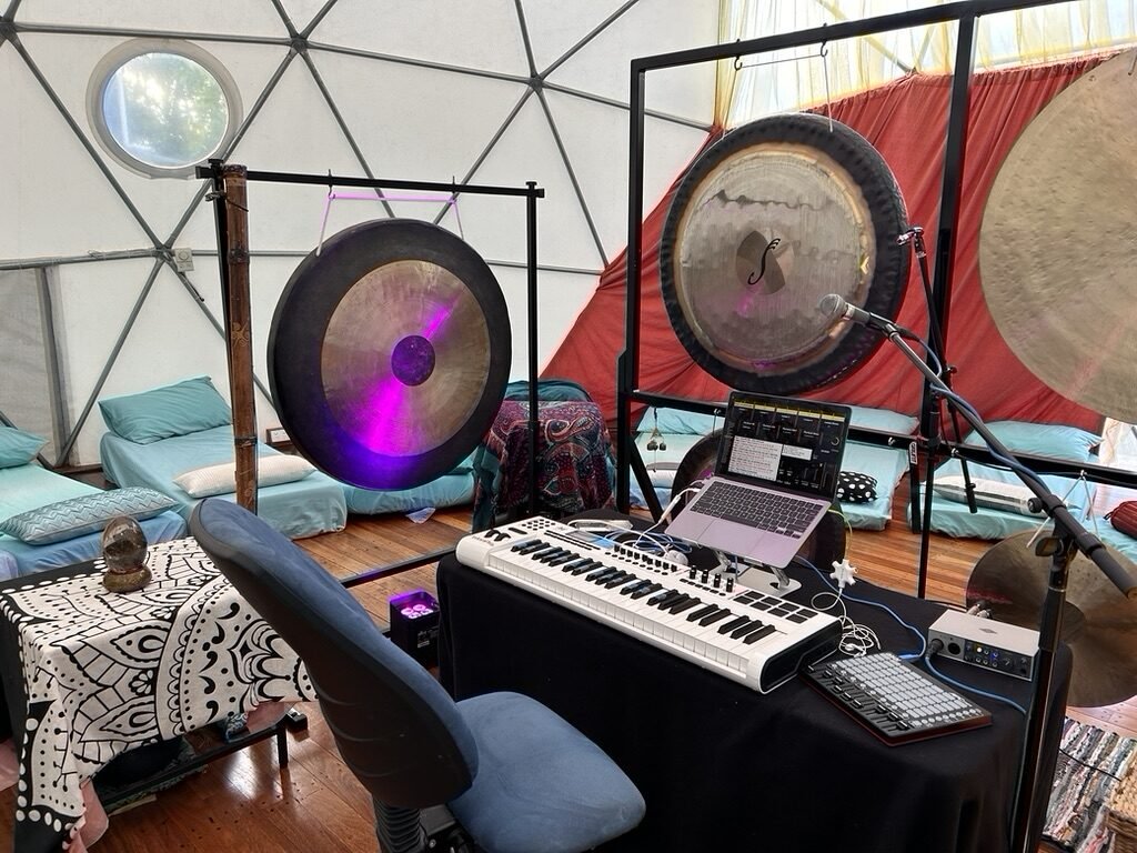Gongs, keyboard and audio equipment prepared for an immersive Soundful Experience